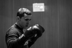 Guillermo-Frías-Gloves